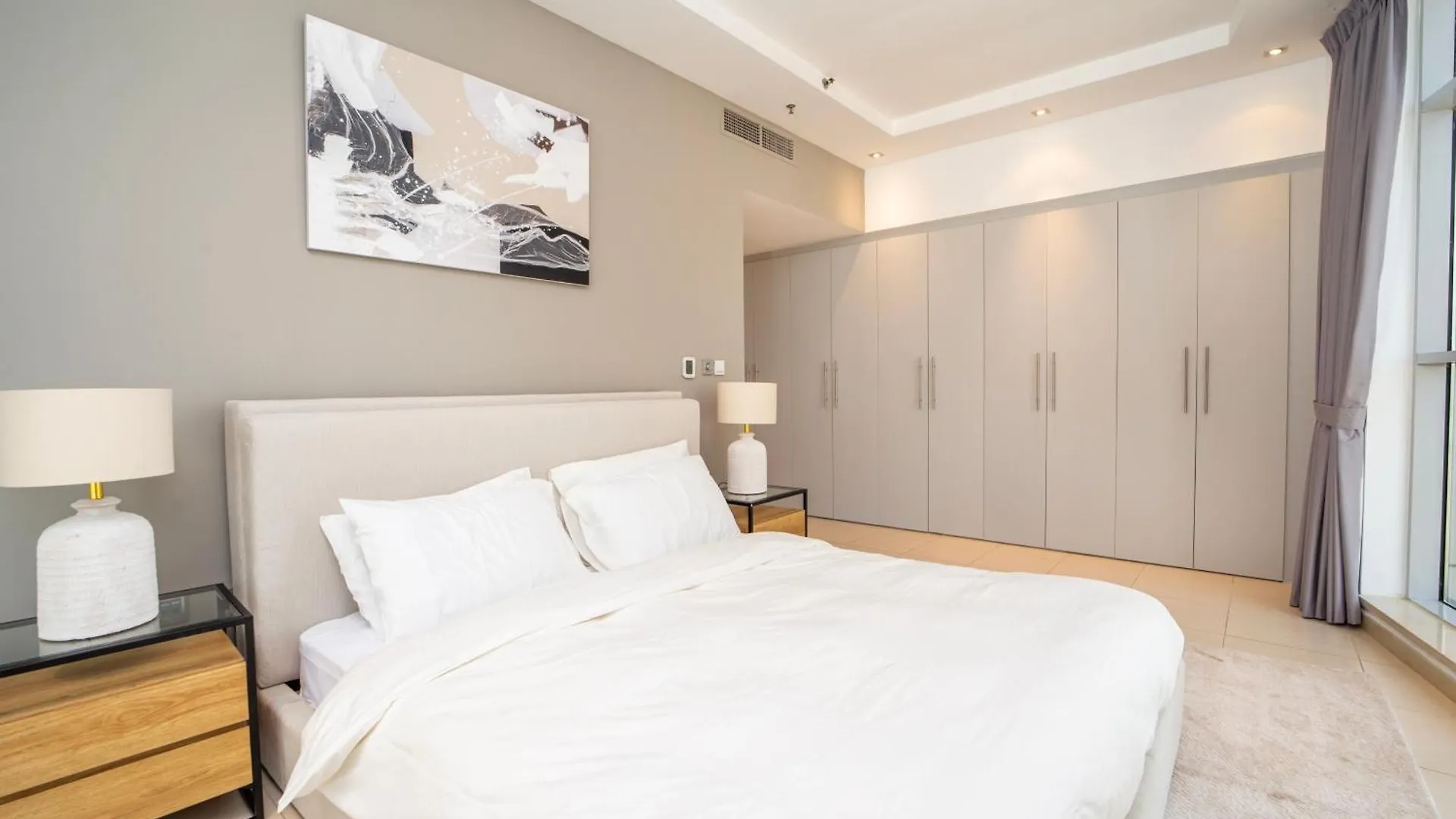 Havn - 3 Bedroom In Skyview Tower, Dubai Marina Apartment